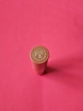 Clinique Dramatically Different Lipstick #01 Barely 0.1 oz 3g New
